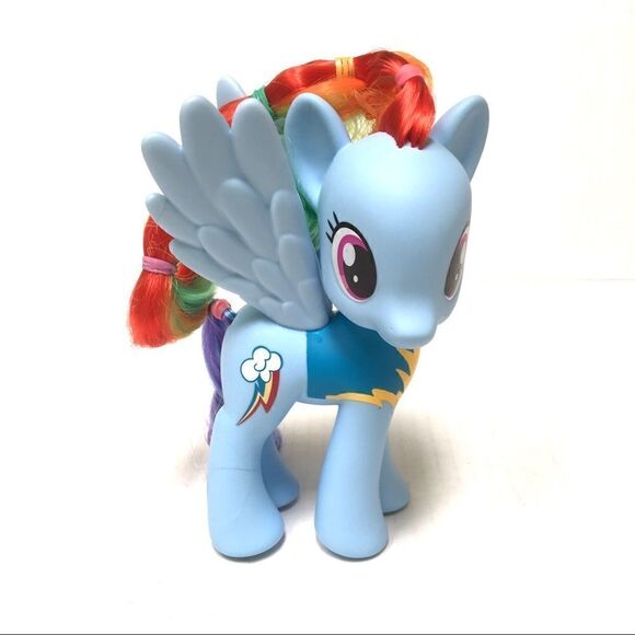 My Little Pony “Rainbow Dash” blue w/ rainbow - Picture 1 of 6